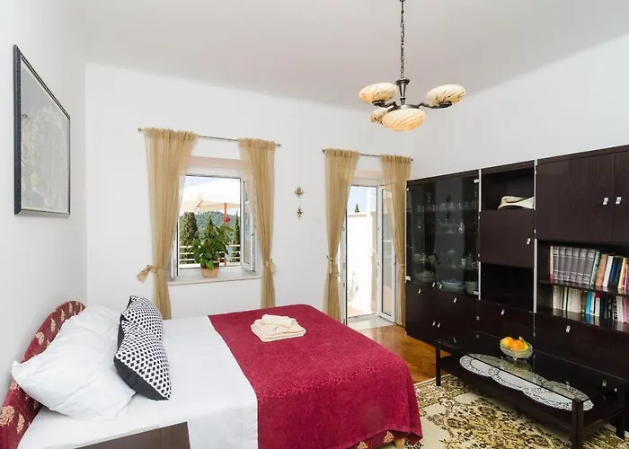 Apartments Davor